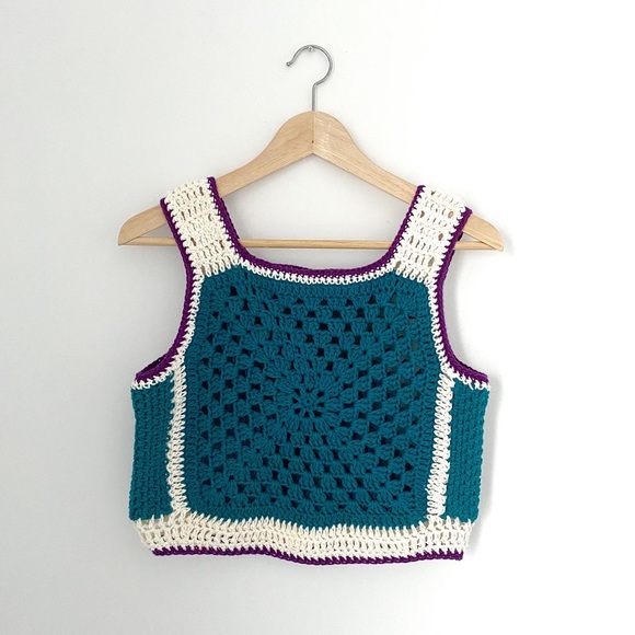 MADE TO ORDER CROCHET BUCKET VEST / TANK TOP - Picture 3 of 4